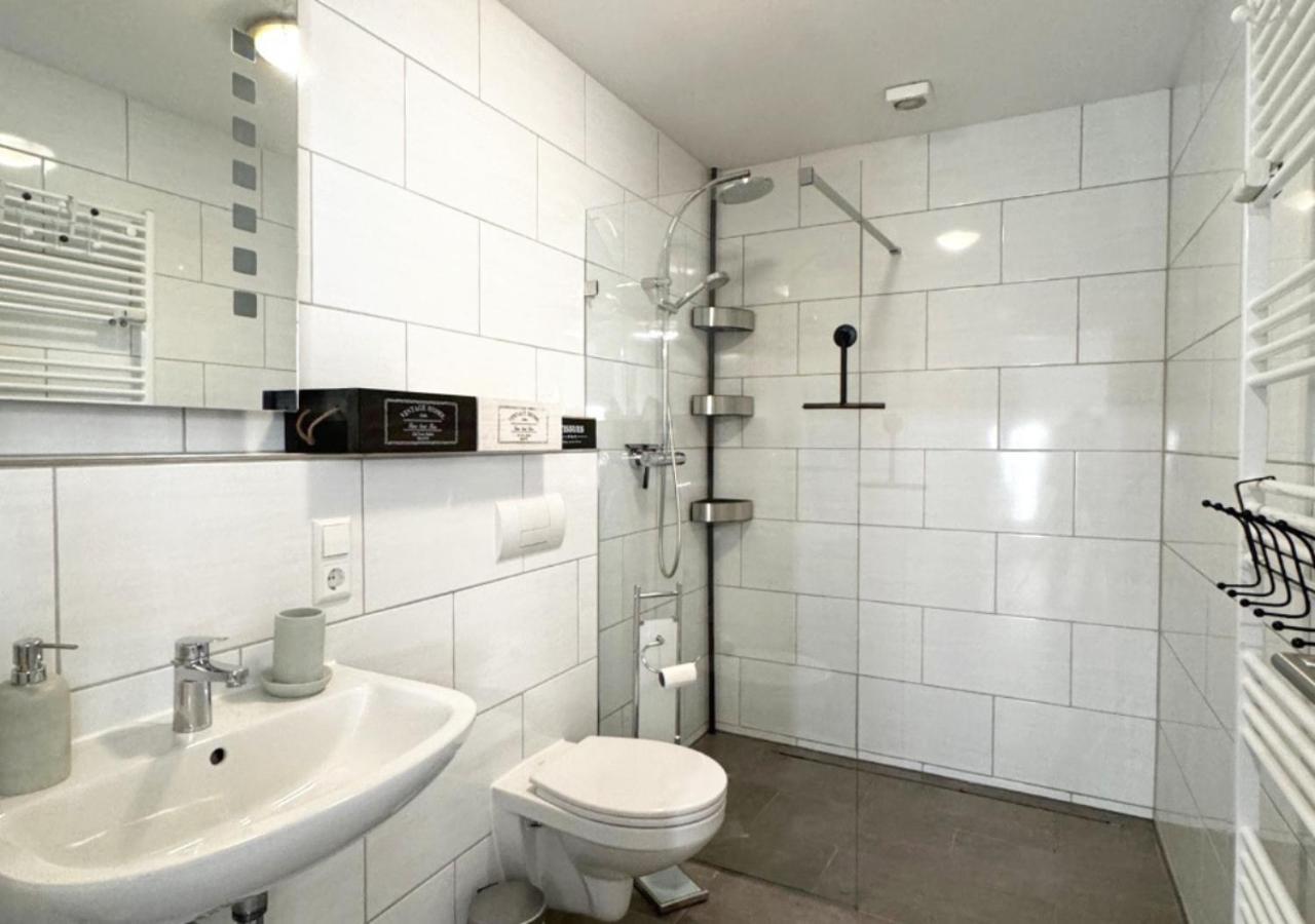 Greenhouse Living Apartment Nivis Mit Garten - 4 Minuten Nach Winterberg - Wandern, Mountainbike Fahren - Natur Geniessen Medebach Exterior foto