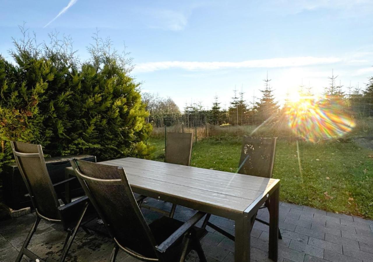 Greenhouse Living Apartment Nivis Mit Garten - 4 Minuten Nach Winterberg - Wandern, Mountainbike Fahren - Natur Geniessen Medebach Exterior foto
